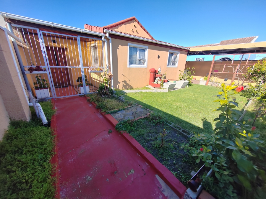 2 Bedroom Property for Sale in Forest Village Western Cape